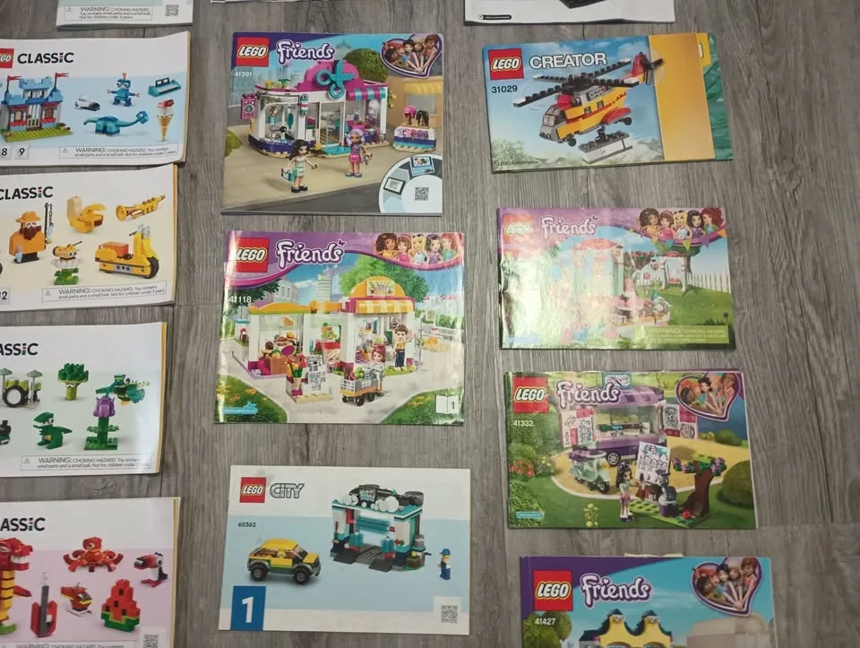 Lot of 50 Lego Building Instruction Manuals & 2 Containers image indicator(4)