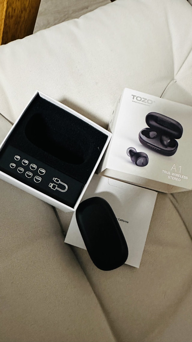 TOZO A1 Wireless Earbuds - photo 2