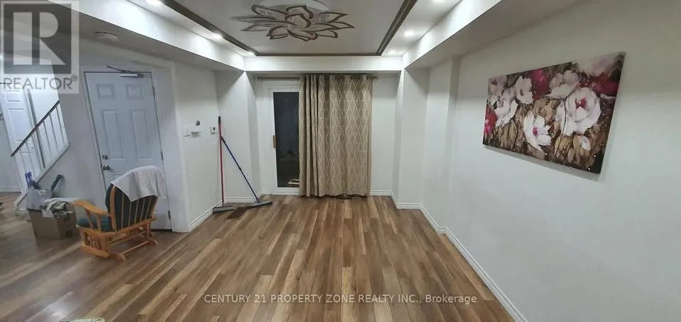 3 Beds 1 Bath - House image indicator(6)