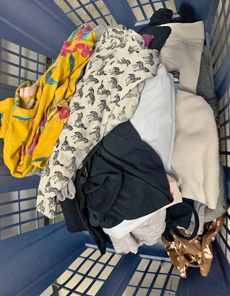 Women’s Tops: Tanks & T-shirts (size S-M)