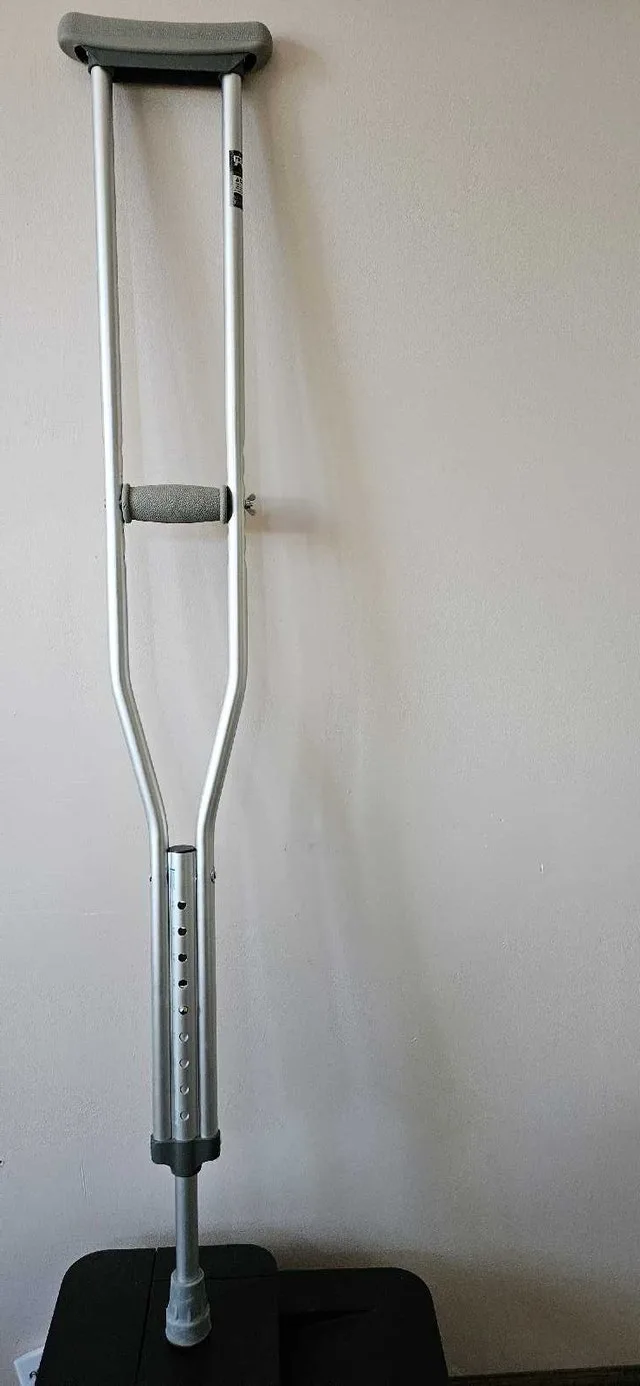 Brand new crutches
