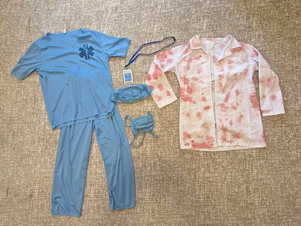 Kids Doctor Costume Set – Size 8–10 (New in Package) thumbnail