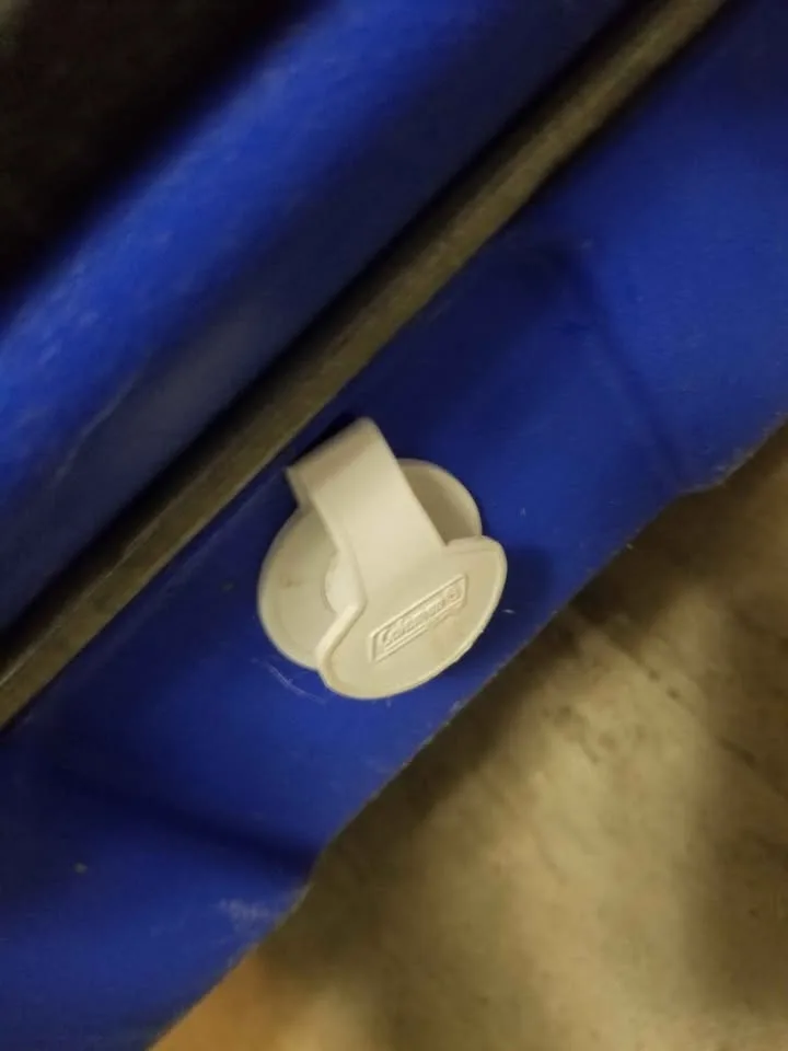 Coleman 60 Quart Wheeled Cooler image indicator(6)