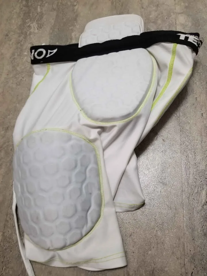 Football Girdle Size Large Adult image indicator(2)