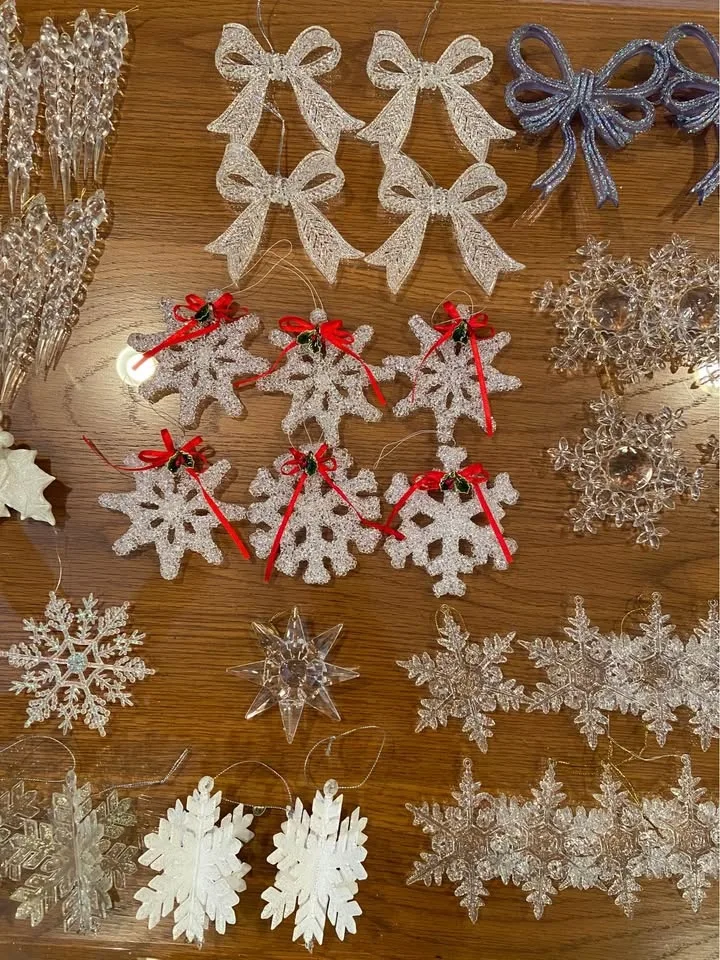 Huge lot of Christmas Ornaments, 152 Total, in XMas Tote image indicator(4)