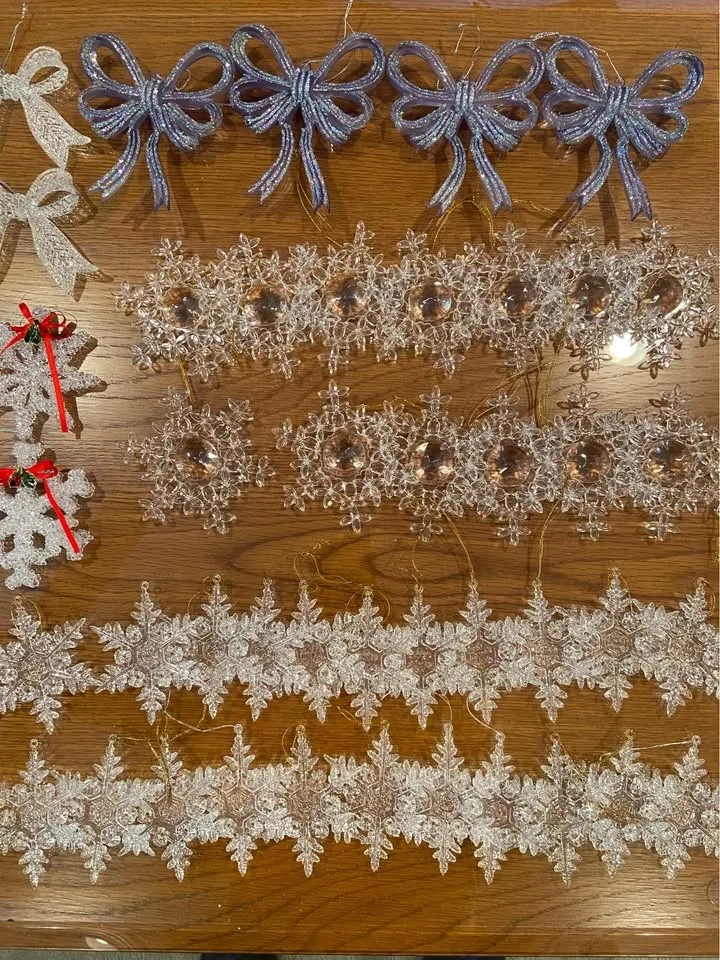 Huge lot of Christmas Ornaments, 152 Total, in XMas Tote image indicator(5)