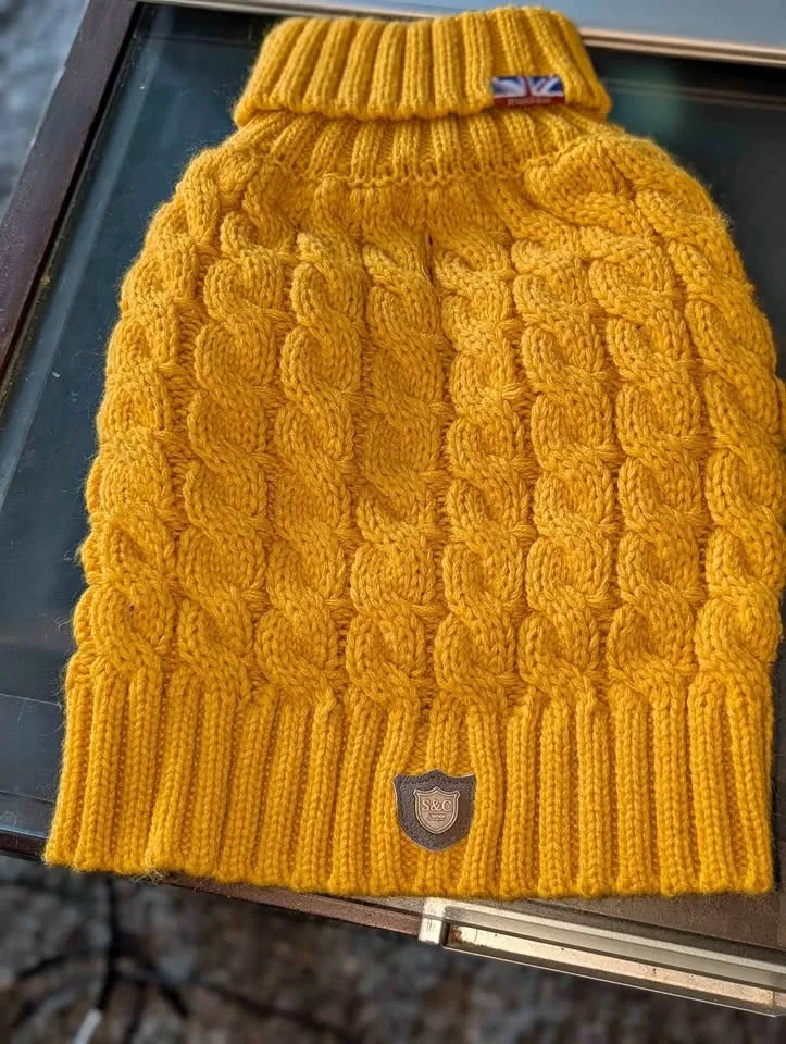 Knitted Dog Sweater (medium - 12" length)