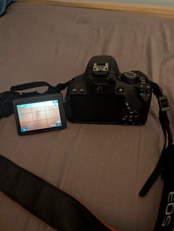 Canon rebel T5i - photo 2