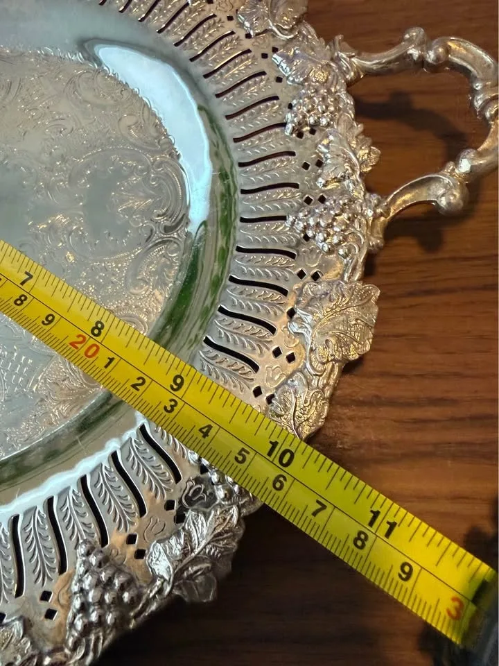 Vintage Marlboro Silver Plated tray image indicator(5)