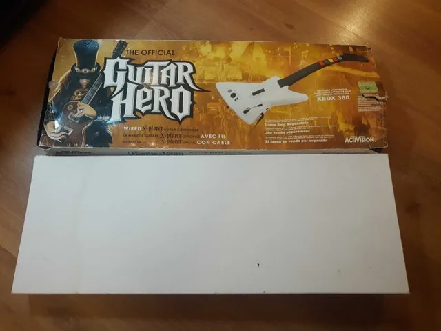 Guitar Hero Guitars & Games for Xbox 360 image indicator(4)