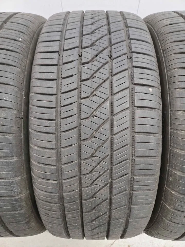Continental Pure Contact Tires- 235/45R18 image indicator(3)