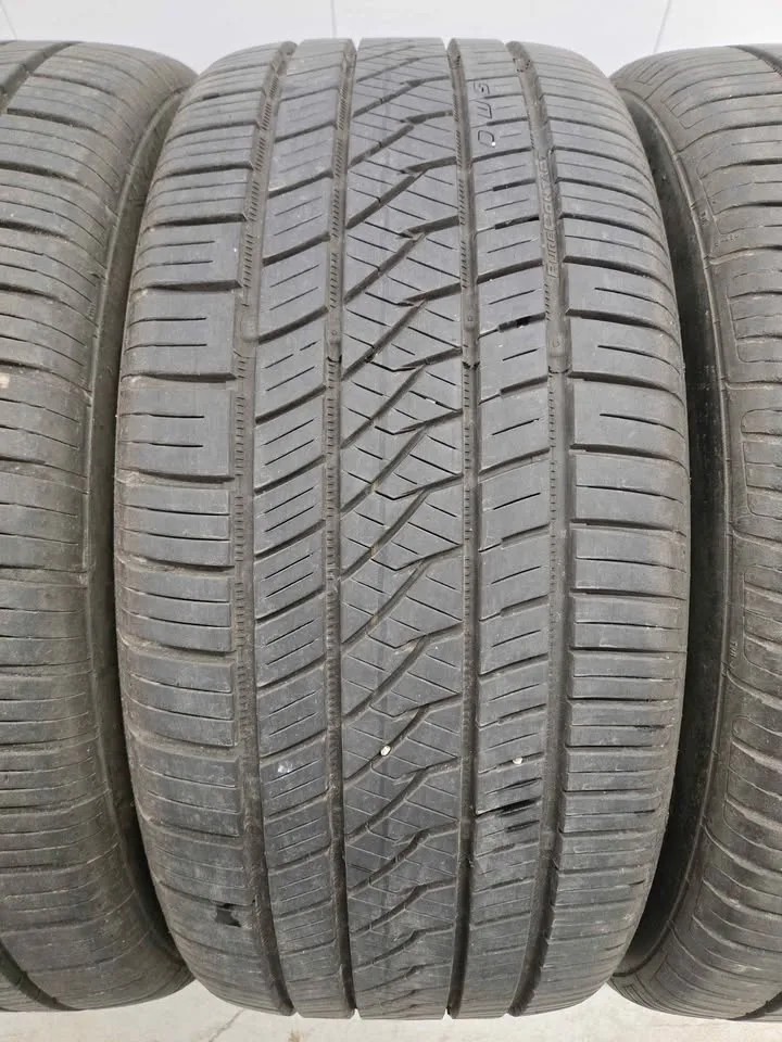 Continental Pure Contact Tires- 235/45R18 image indicator(4)
