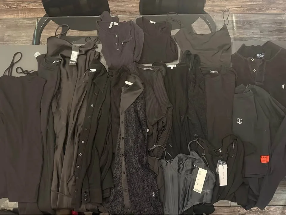 Clothing Haul - Black - Size: XS-L image indicator(2)