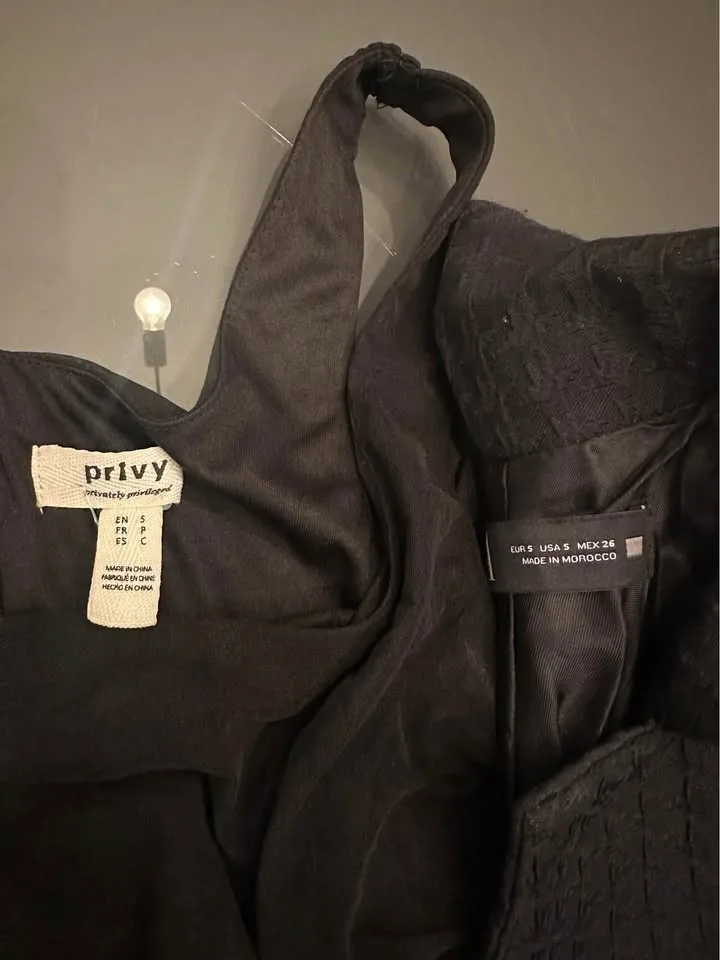 Clothing Haul - Black - Size: XS-L image indicator(8)