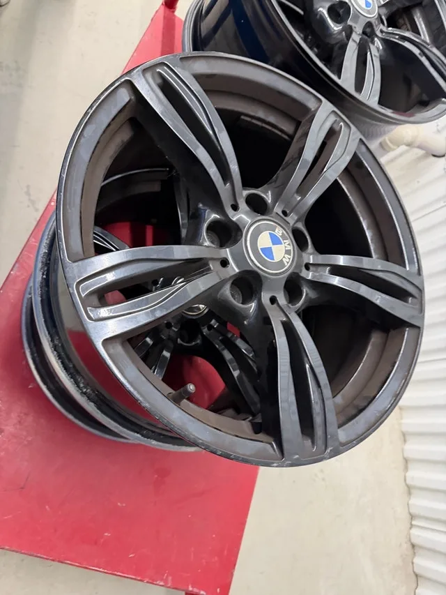 BMW original rims 17 inch image indicator(5)