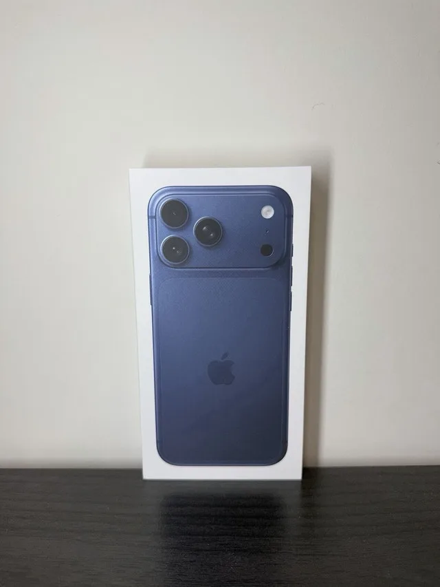 iphone 17 pro max 256gb Blue