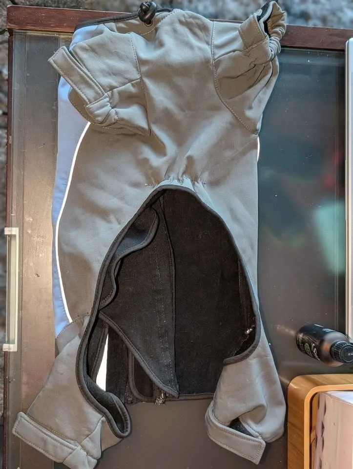 Full body one-piece dog snowsuit image indicator(6)