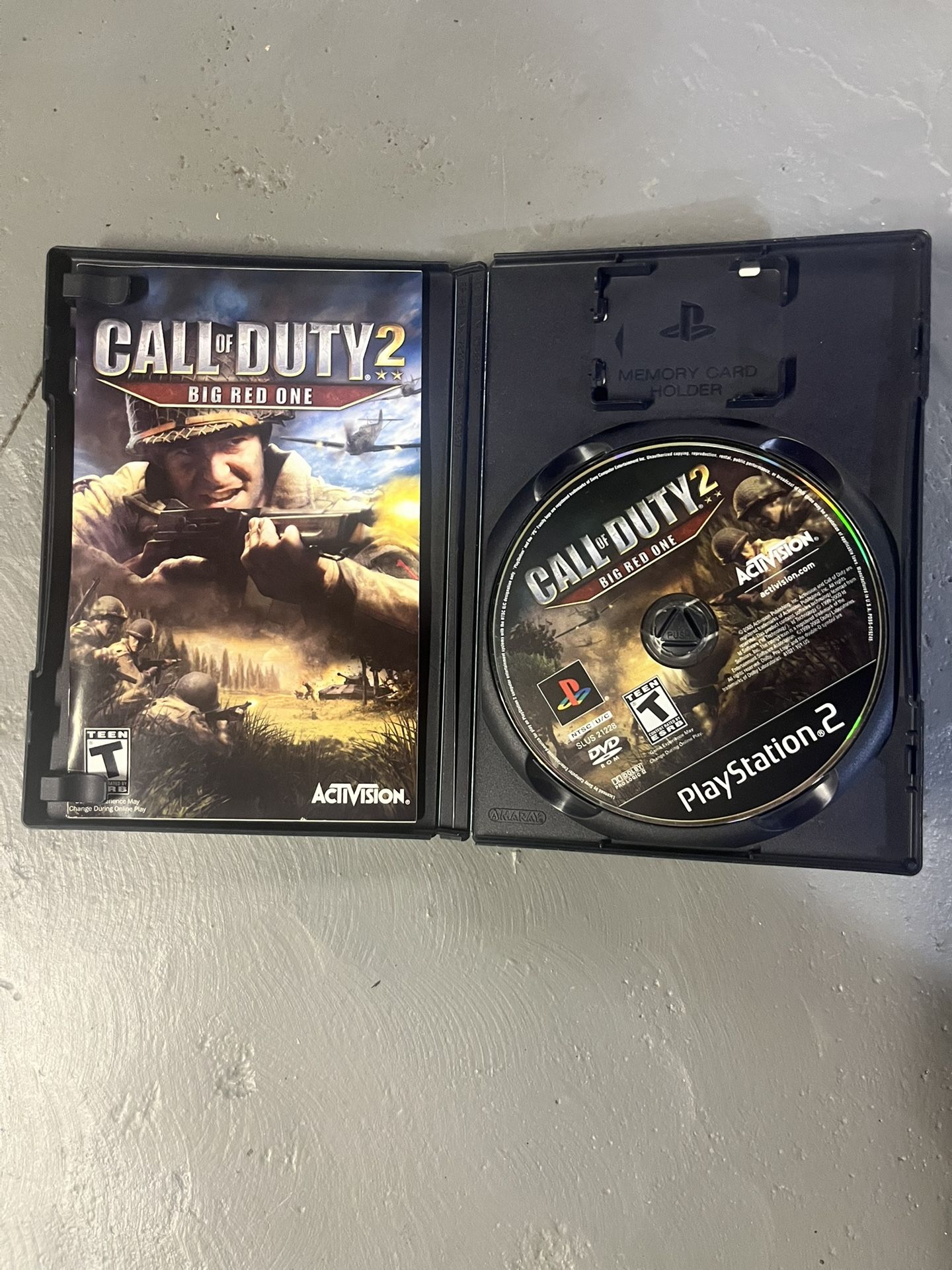 Used Call of Duty 2 Big Red One PS2 - Disc, Case & Manual intact - photo 2