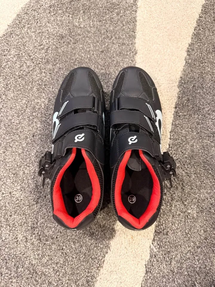 Peloton Cycling Shoes image indicator(5)
