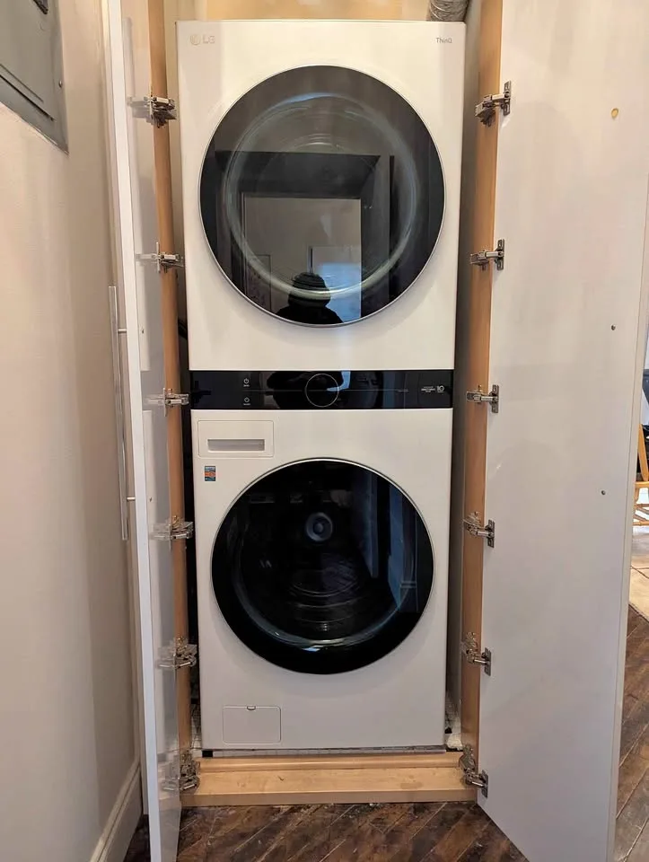 Single Unit Front Load LG WashTower