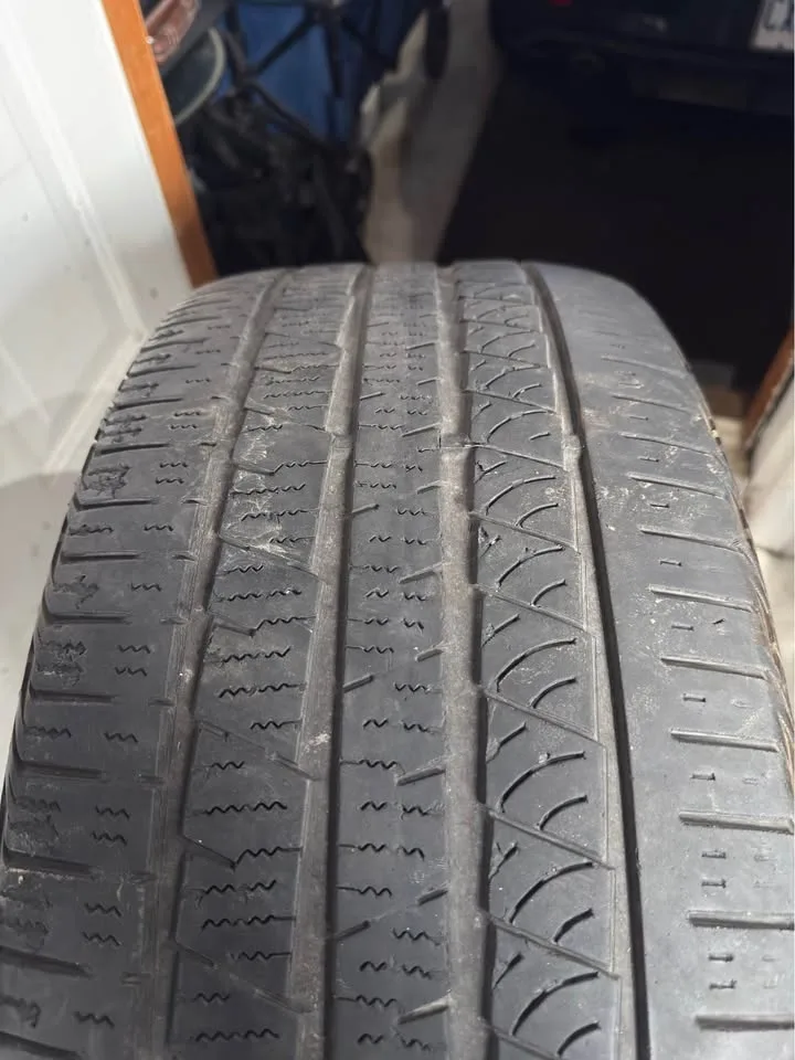 Continental Cross Contact XL All seasons (set of 4) image indicator(2)