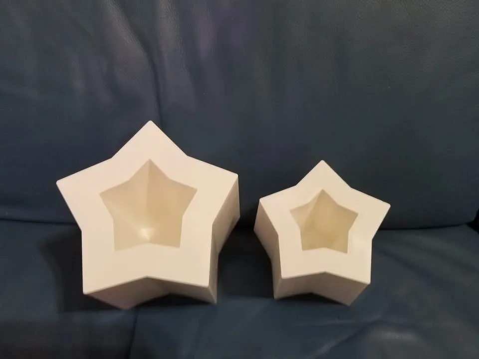 🌟 Ice Lantern Moulds – 2 Sizes (New, Never Used!) $15 for both!🌟 image indicator(9)