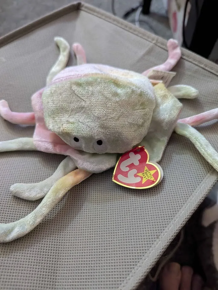 Beanie Baby image indicator(3)