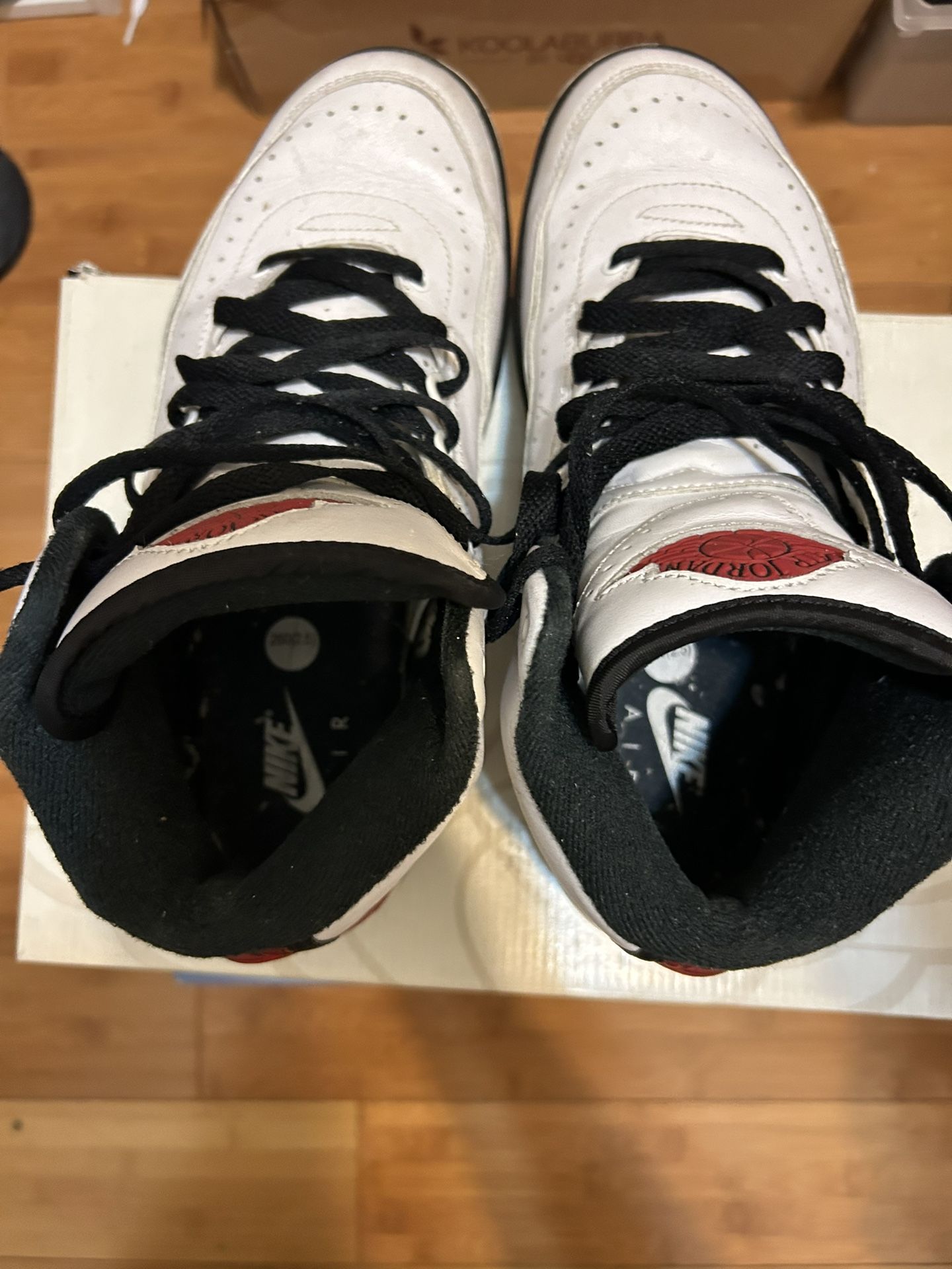 Jordan 2 Chicagos - photo 5