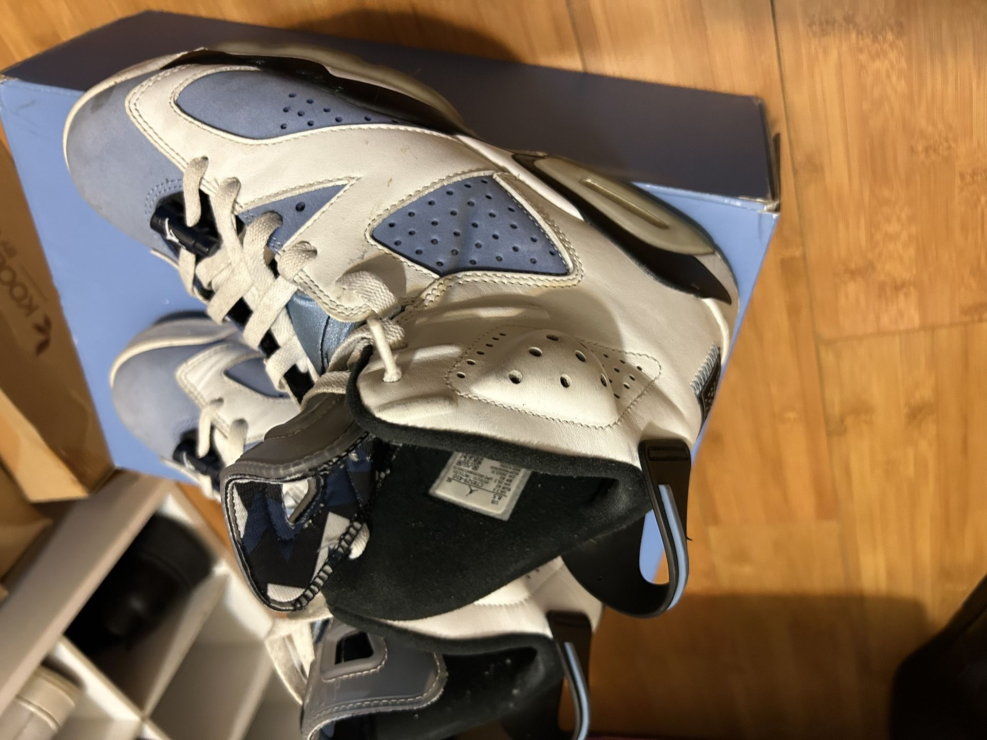Jordan 6 Unc - photo 3