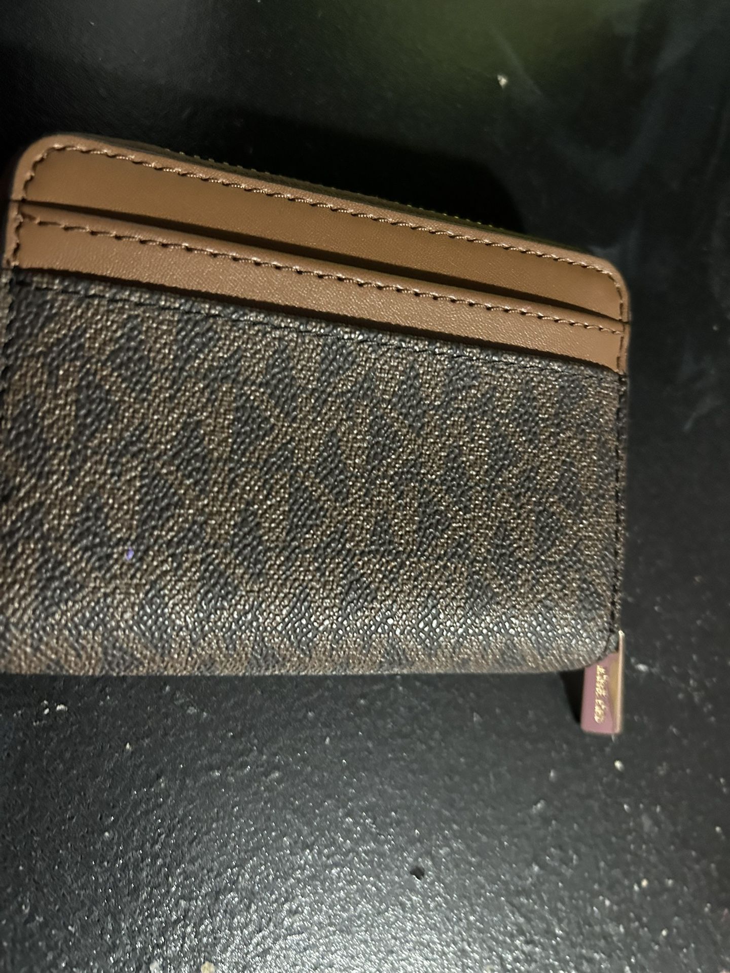MICHAEL KORS Travel Medium Logo Zip-Around Card Case - photo 5