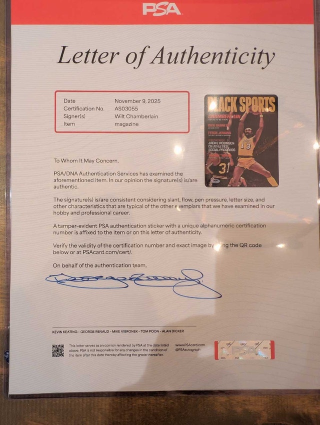 Wilt Chamberlain Signed "Black Sports" 1972 Magazine PSA LOA - photo 3