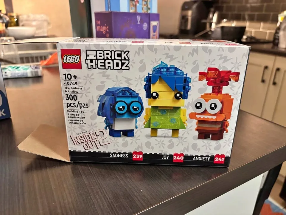 Lego bakery, Christmas tree and inside out