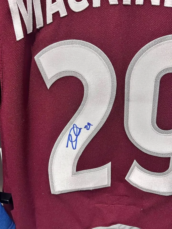 MacKinnon signed Avalanche jersey