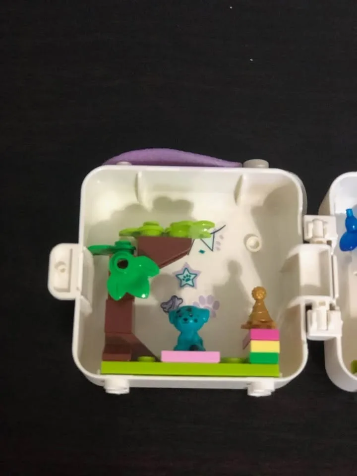 Lego Friends set 41663: Emma’s Dalmatian Dog Box image indicator(3)
