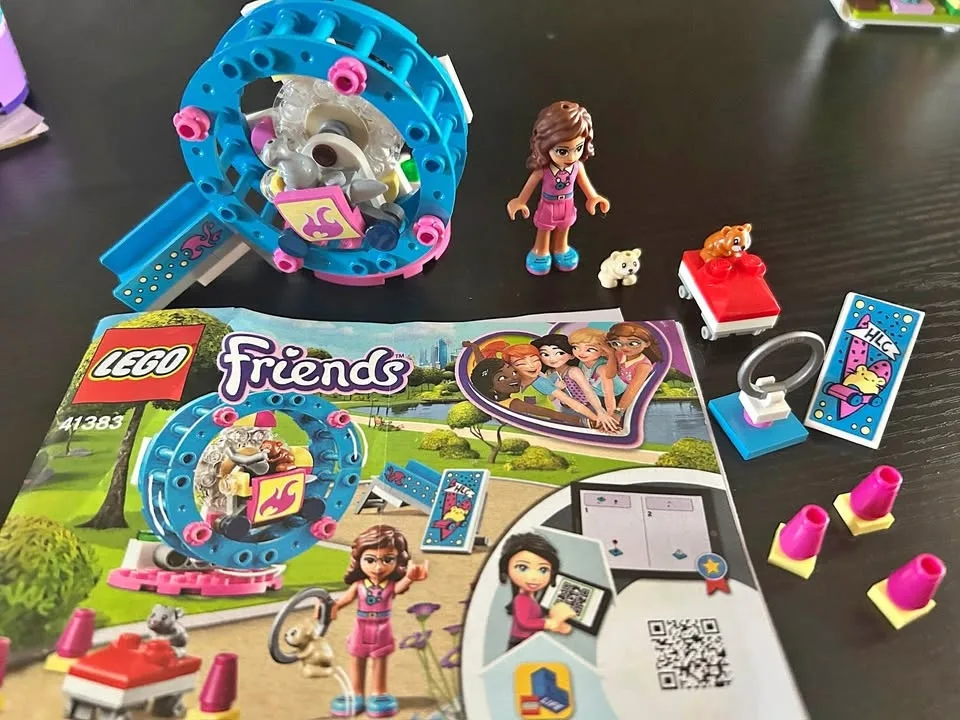 Lego Friends set 41383: Olivia’s Hamster Playground