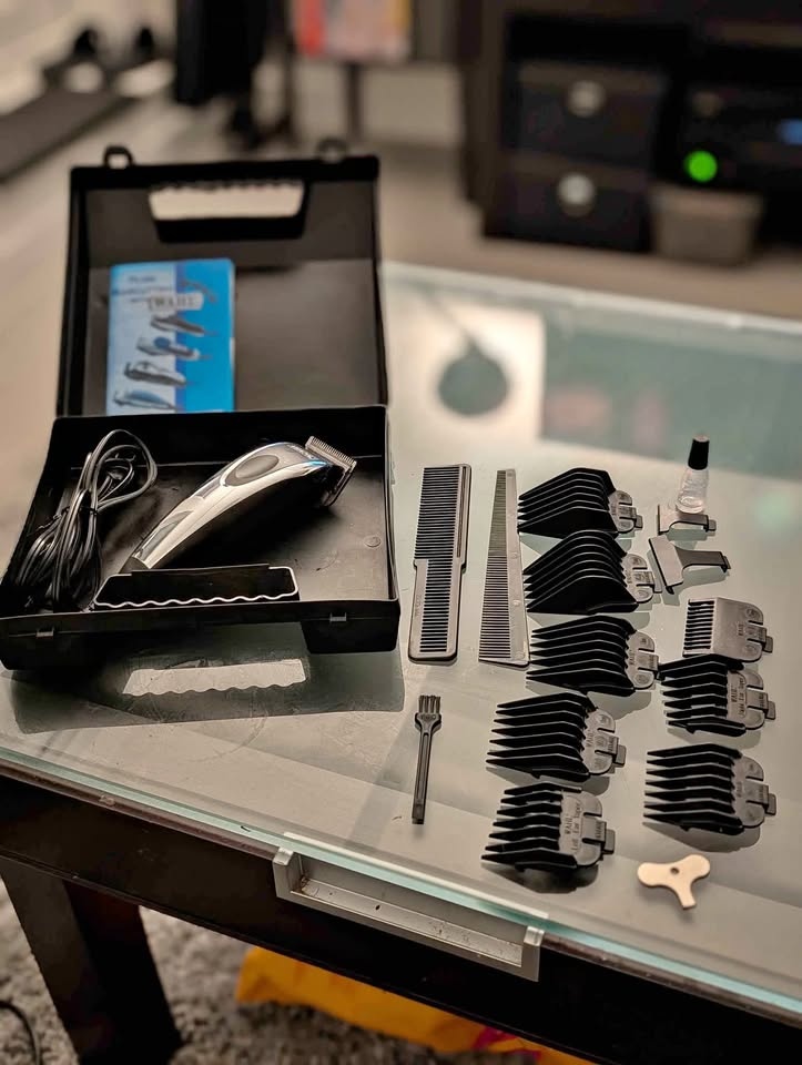 Wahl Home Haircutting Clippers