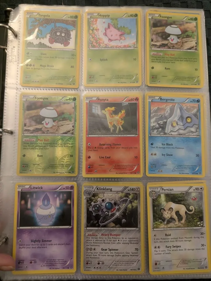 Selling My Pokemon Cards With a Pokemon Binder - 418 cards total image indicator(2)