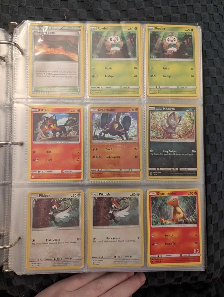 Selling My Pokemon Cards With a Pokemon Binder - 418 cards total image indicator(3)
