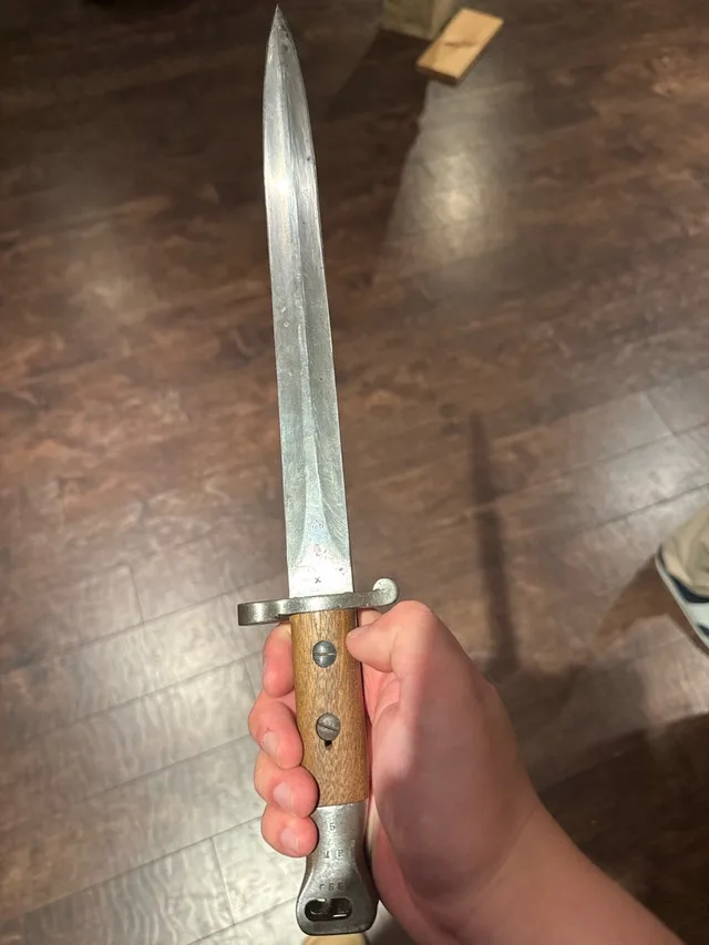 Pattern 1888 Mk III Bayonet (Rare Variant, Late Victorian) image indicator(2)