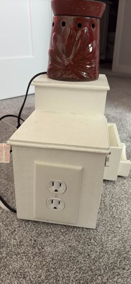Scentsy Display for Markets - photo 2