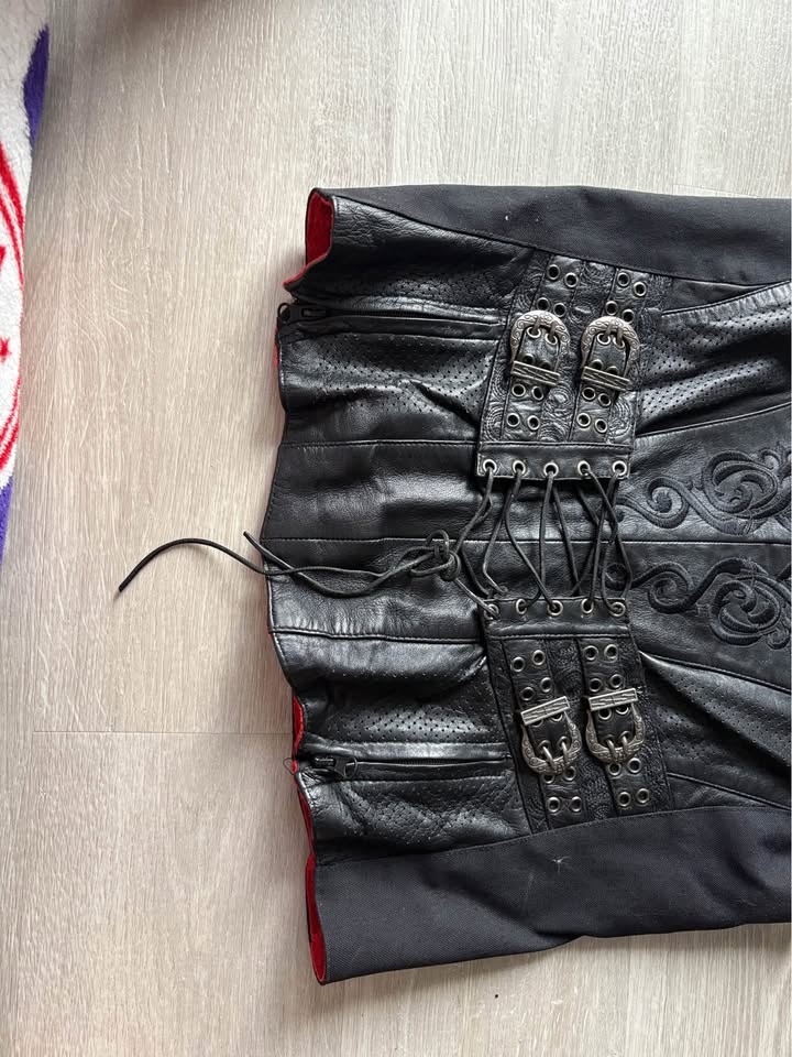 Speed and Strength Ladies leather vest - photo 5