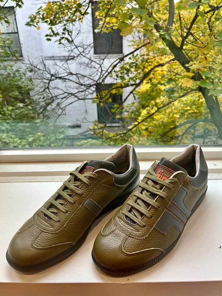 🇭🇺 NEW Tisza Compakt Sneakers (Men’s 11/11.5 US)