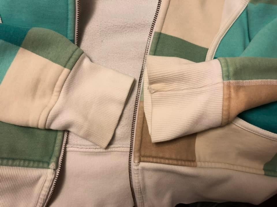 Lulu Lemon Hoodie - photo 3