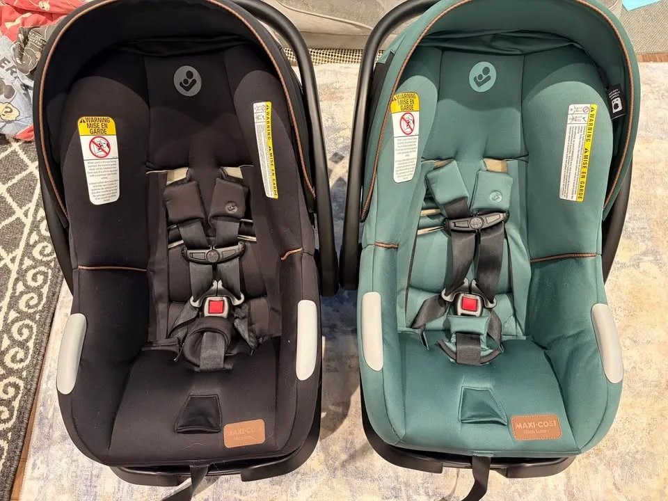 Maxi Cosi Mico Luxe+ Infant Car Seats x 2 image indicator(2)