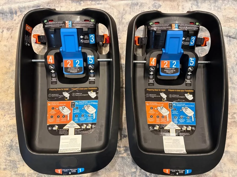 Maxi Cosi Mico Luxe+ Infant Car Seats x 2 image indicator(3)