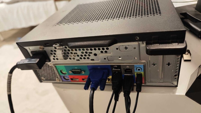 Acer Veriton PC - photo 2