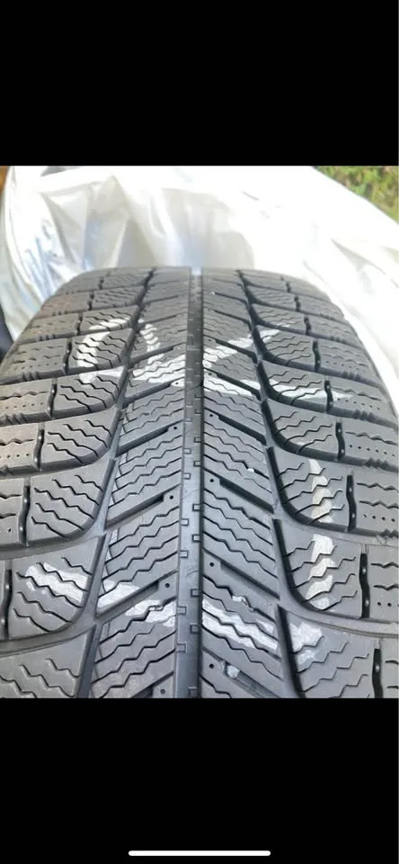 Winter Michelin tires with rim image indicator(6)