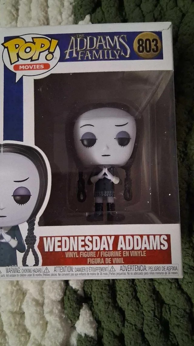 Funko pop! the addams family wednesday addams #803