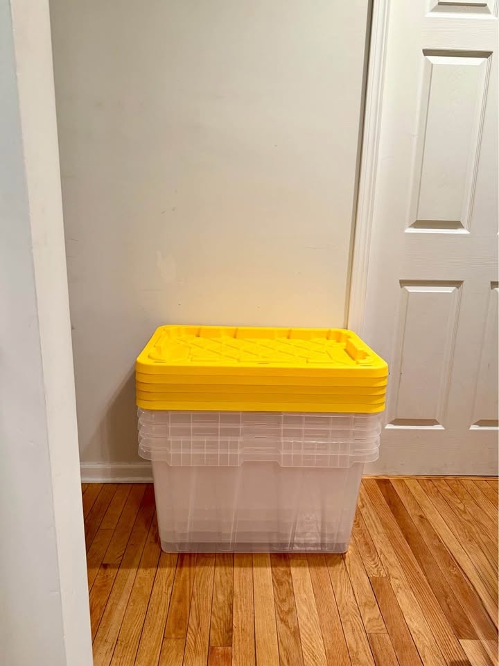 HDX HEAVY DUTY CLEAR PLASTIC TOTES - 5