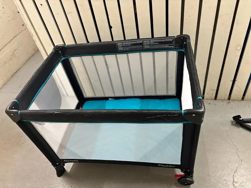 Kids Playpen/Cot - Harmony Play & Go Deluxe Playard